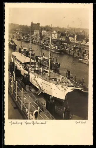 AK Hamburg, Segelschiff Jugendherberge Hein Godewind im Hafen