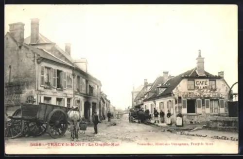AK Tracy-le-Mont, La Grande-Rue, Café E. Bertrand
