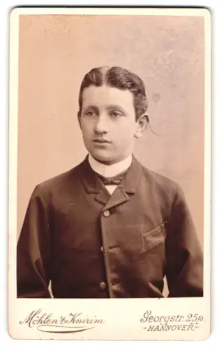 Fotografie Möhlen & Knirim, Hannover, Georgstr. 25p, Porträt eines jungen Mannes
