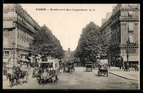 AK Paris, Boulevard des Capucines avec voitures et calèches