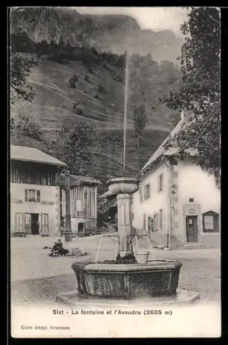 AK Sixt, La fontaine et l`Avoudru