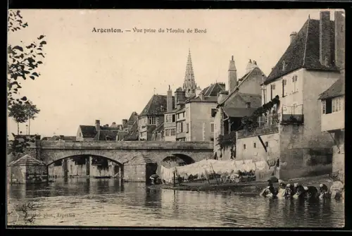 AK Argenton, Vue prise du Moulin de Bord, Waschfrau