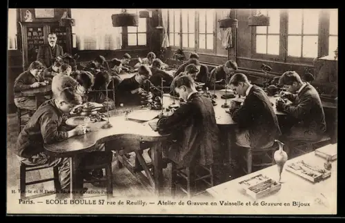 AK Paris, Ecole Boulle, 57, rue de Reuilly, Atelier de Gravure en Vaisselle et de Gravure en Bijoux