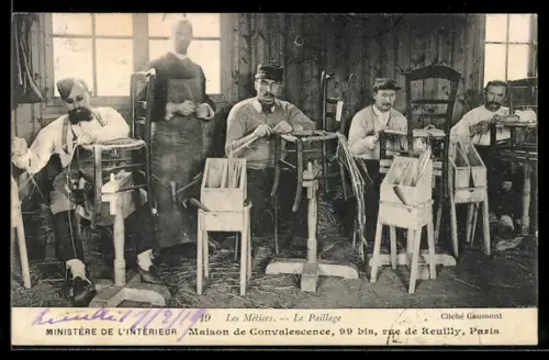 AK Erblindete Soldaten in einer Werkstatt beim Korbflechten