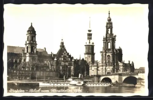 AK Dresden, Elbdampfer MS Stadt Wehlen und Hofkirche