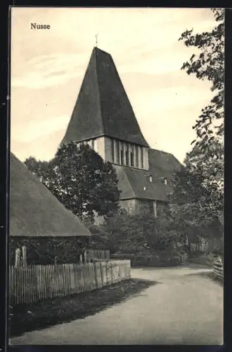 AK Nusse, Strassenpartie mit Kirche