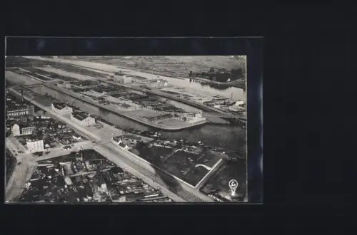 AK Frankfurt-Ostend, Neuer Osthafen vom Ballon aus