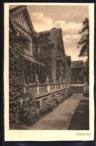 AK Frankfurt-Niederrad, Villa Waldfried, Teilansicht mit Skulpturen-Terrasse u. Treppe