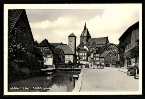 AK Mölln i. Lbg., Mühlenplatz mit Kirche