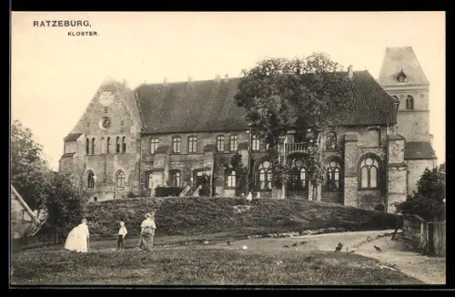 AK Ratzeburg, Kloster