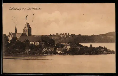 AK Ratzeburg, Dom mit Landratsamt