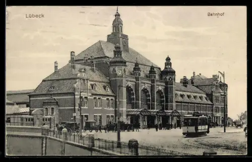 AK Lübeck, Bahnhof, Strassenbahn