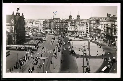 AK Frankfurt /Main, Bahnhofvorplatz mit Geschäften und Werbung für die Harald Tribune