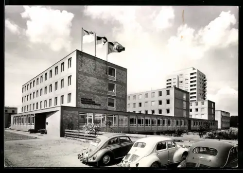 AK Frankfurt-Niederrad, Zentrale Deutscher Paritätischer Wohlfahrtsverband, Wilhelm-Polligkeit-Institut, Wohnhochhaus