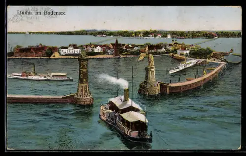 AK Lindau im Bodensee, Hafen mit Leuchtturm, Löwenstatue und Dampfschiffen