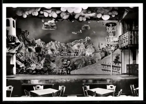 AK Frankfurt am Main, Gaststätte Maier Gustl`s Oberbayern, Münchener Strasse 57, Bühnenbild mit Bergpanorama