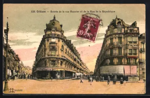 AK Orléans, Entrée de la rue Bannier et de la Rue de la République