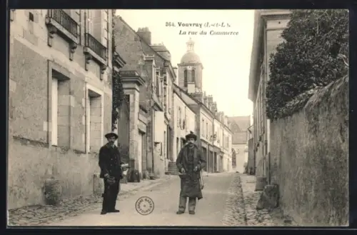 AK Vouvray, La rue du Commerce