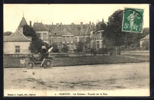 AK Haroué, Le Château, Facade sur la Rue