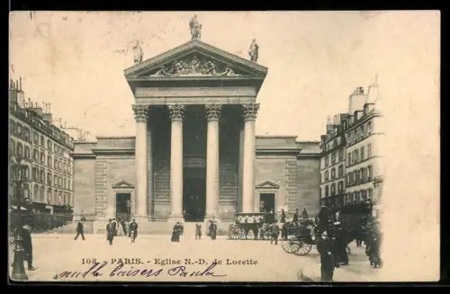 AK Paris, Église N.-D. de Lorette avec calèches et passants animés