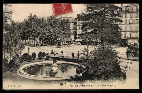 AK Montmartre, La Place Pigalle avec fontaine et bâtiments environnants