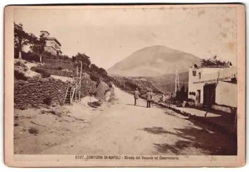 Fotografie unbekannter Fotograf, Ansicht Napoli, Strada del Vesuvio ed Osservatorio