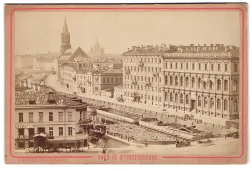 Fotografie A. Felisch, St. Petersburg, Ansicht St. Petersburg, Güterschiffe, Blick zur Kirche