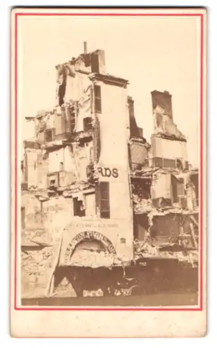 Fotografie unbekannter Fotograf, Ansicht Saint-Cloud, Ruine eines Gebäudes im Krieg 1870