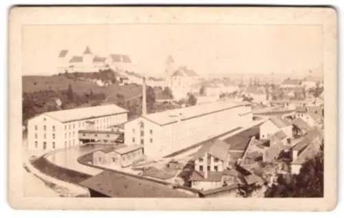 Fotografie unbekannter Fotograf, Ansicht Füssen, Mechanische Seilwarenfabrik mit Flusslauf