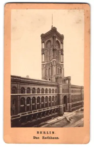Fotografie unbekannter Fotograf, Ansicht Berlin, Das Rathaus