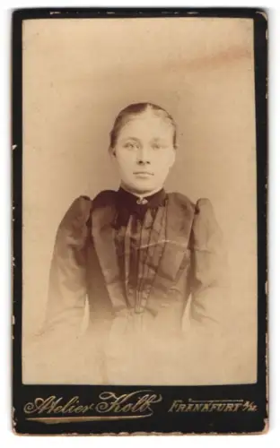 Fotografie Atelier Kolb, Frankfurt a.M., Börneplatz, Porträt einer Dame