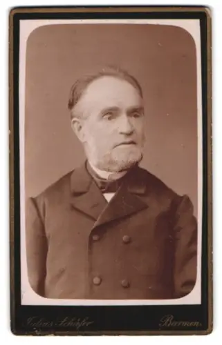 Fotografie Julius Schäfer, Barmen, Wertherstrasse 91, Portrait eines älteren Herrn