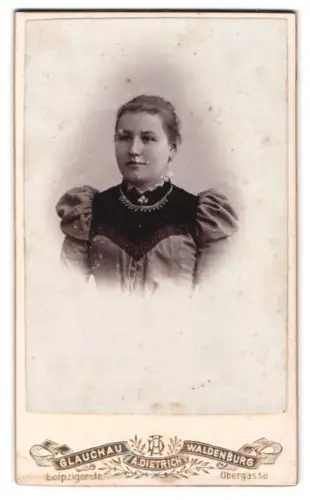 Fotografie Alwin Dietrich, Glauchau, Leipziger Strasse, Porträt einer Frau