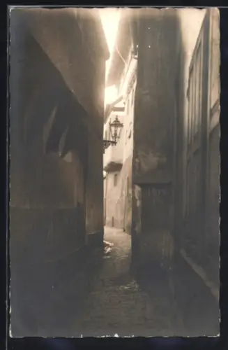 Foto-AK Erfurt, Gässchen zwischen Allerheiligen- und Marktstrasse