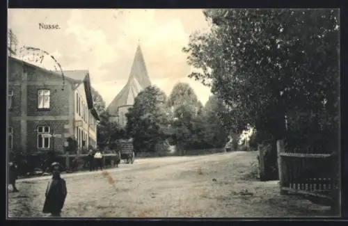 AK Nusse, Kirche und Dorfstrasse