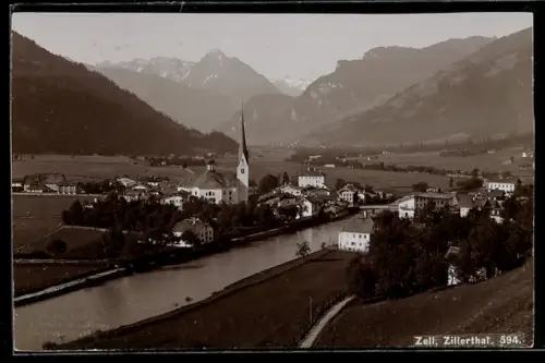 Foto-AK Fritz Gratl: Zell i. Zillerthal, Ortsansicht mit Kirche