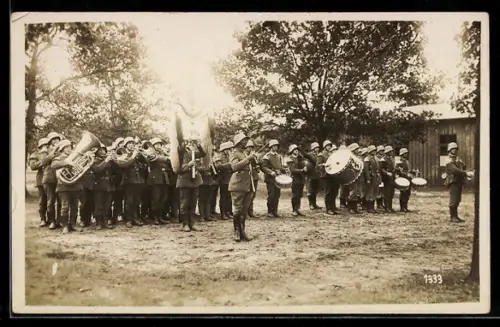 AK Musikkapelle mit Instrumenten