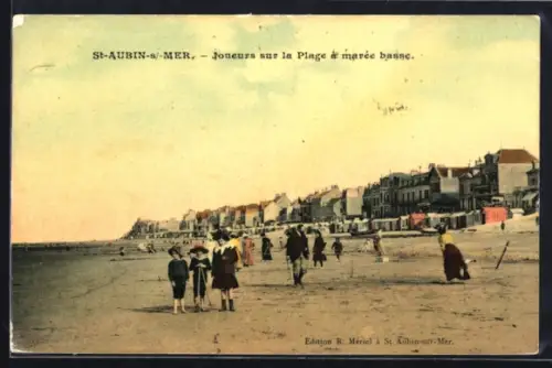 AK Saint-Aubin-sur-Mer, Joueurs sur la Plage à marée basse