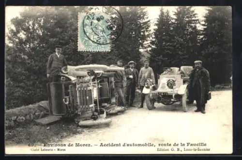 AK Morez, route de la Faucille, Accident d`automobile, Auto Renault steht neben Unfallgegner