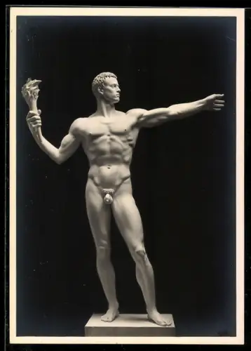 Künstler-AK Arno Breker: Totalansicht der Monumentalfigur mit Fackel