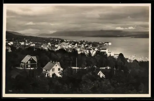 AK Molde, Totalansicht des Ortes richtung Wasser