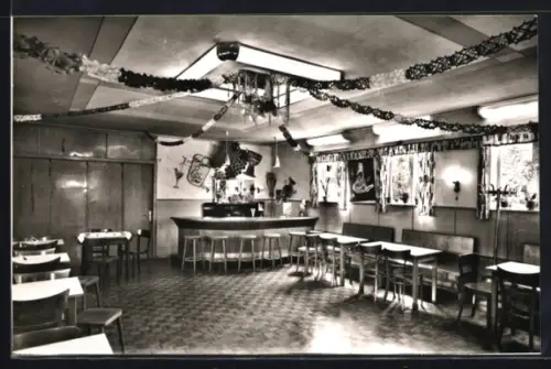 AK Lübeck, Gasthaus Falkenkrug, Lehmkuhlenweg 19, Inh. J. Rehbein, Innenansicht