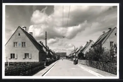AK Haunstetten /Augsburg, Danziger Strasse, Wohnsiedlung