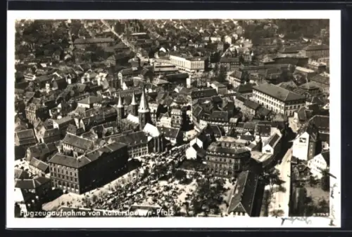 AK Kaiserslautern /Pfalz, Flugzeugaufnahme des Ortes