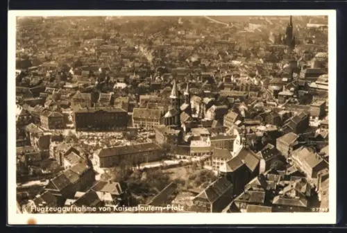 AK Kaiserslautern /Pfalz, Flugzeugaufnahme des Ortes
