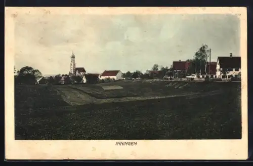 AK Inningen, Ortsansicht mit Kirche und Wohnhäusern