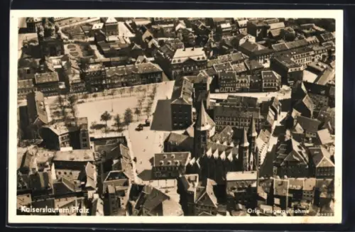 AK Kaiserslautern /Pfalz, Luftaufnahme des Ortes