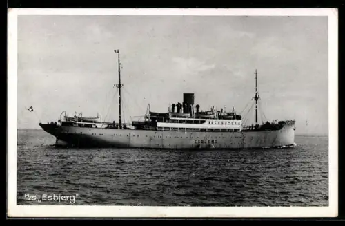 AK Dänisches Passagierschiff Esbjerg auf See