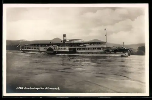 AK Raddampfer Bismarck in Fahrt auf dem Rhein