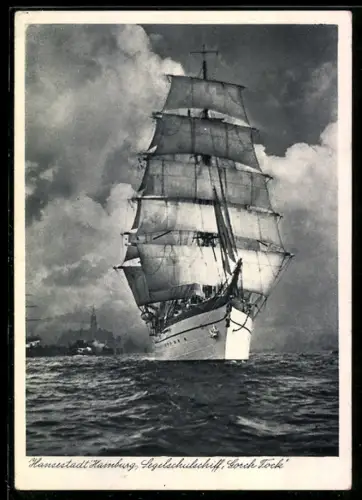 AK Segelschulschiff Gorch Fock der Kriegsmarine auf der Unterelbe